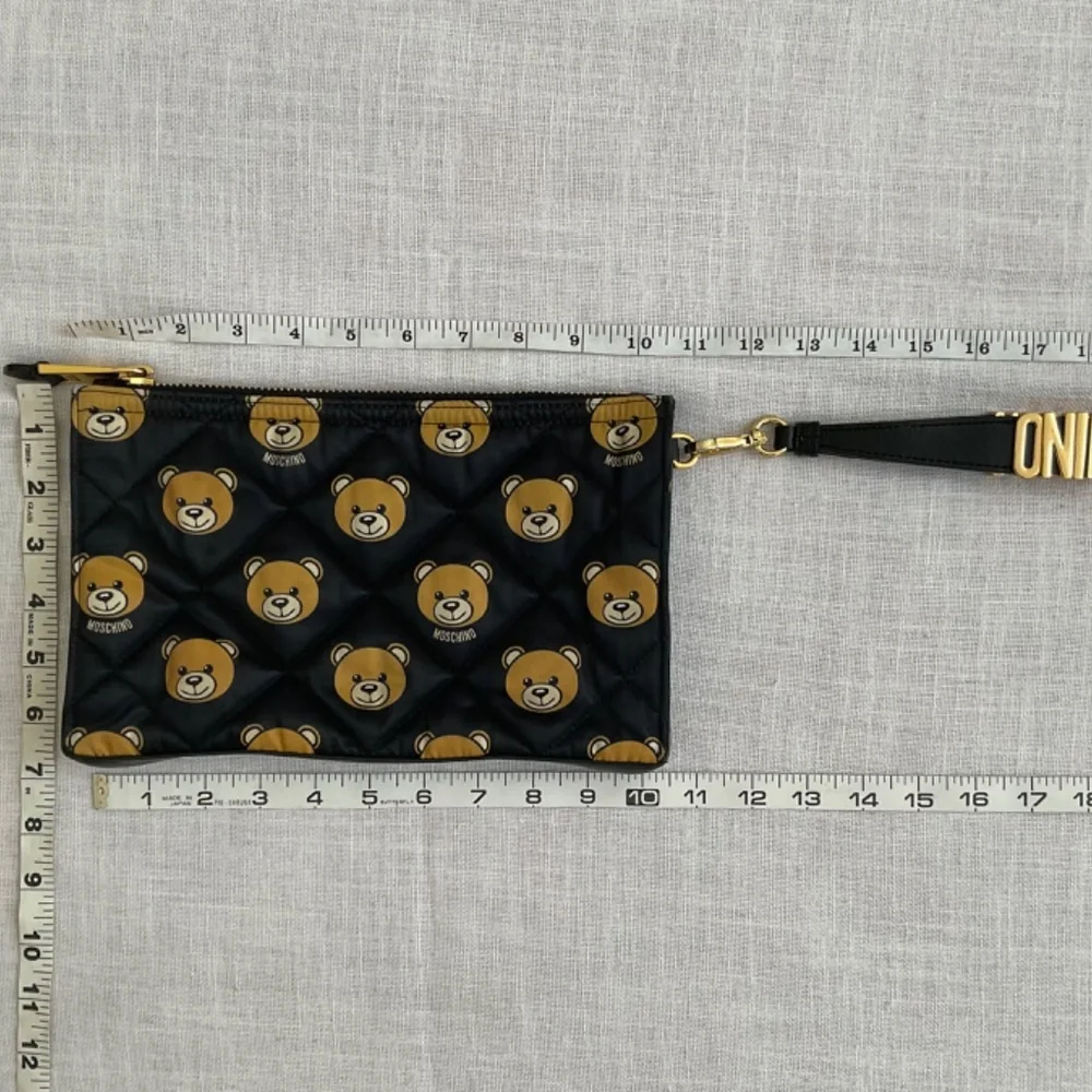 •Moschino “Ready 2 Bear”Teddy Bear Quilted Wristlet Clutch Cosmetic Bag